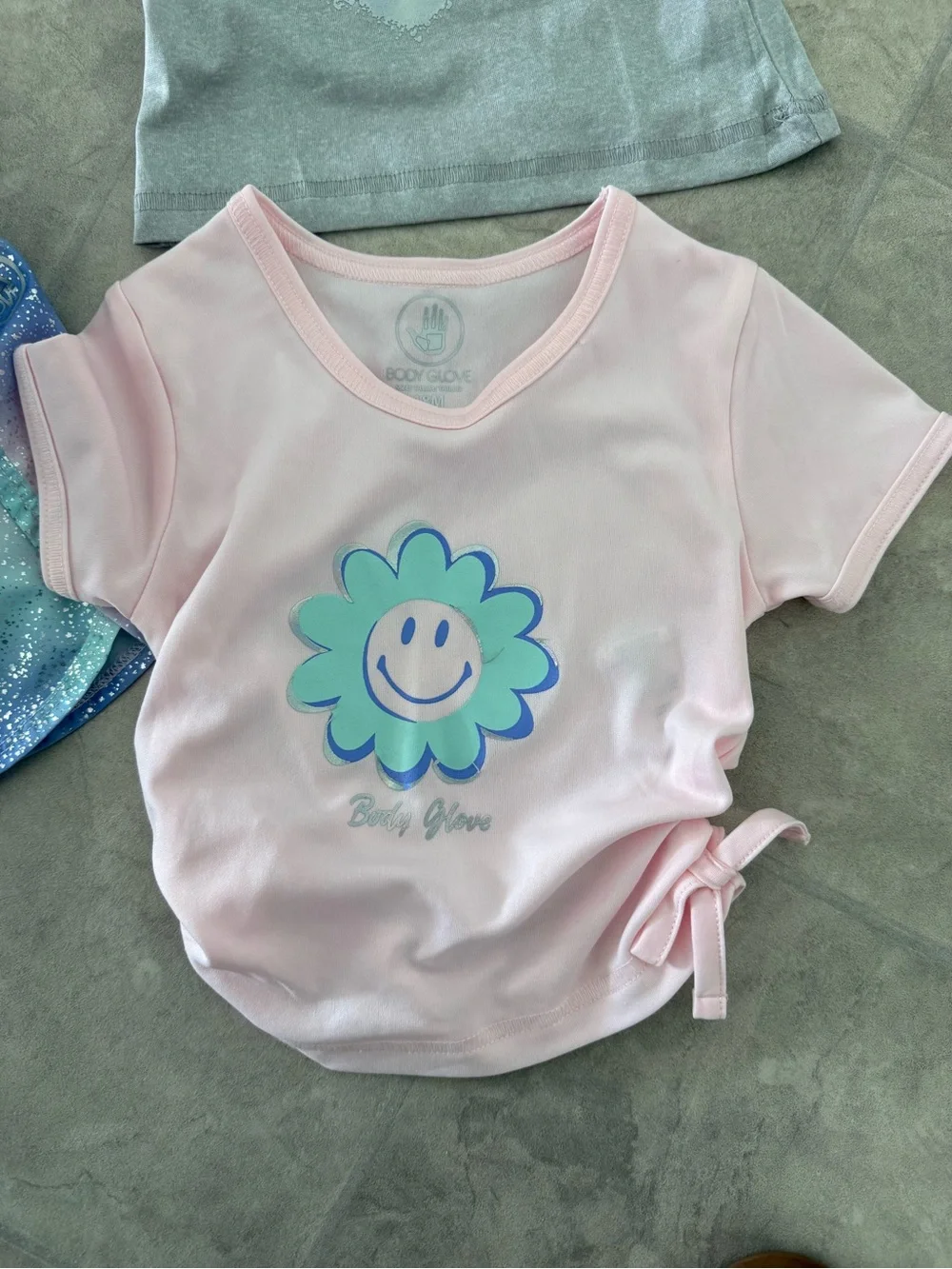 Body Glove Girls Sparkle Bottoms & 2 tops - size 18M
